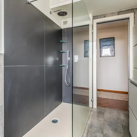 Corso Genova 16 -wifi-3pax Lägenhet Milano